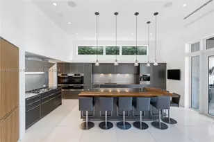 271 N Hibiscus, Miami Beach, FL 33139 - Photo 5