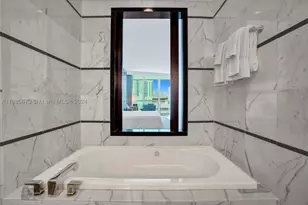 4391 Collins, Miami Beach, FL 33140 - Photo 21