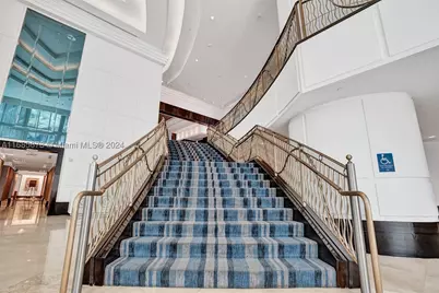 4391 Collins #915, Miami Beach, FL 33140 - Photo 31