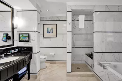 4391 Collins #915, Miami Beach, FL 33140 - Photo 23