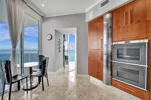 18101 Collins, Sunny Isles Beach, FL 33160 - Photo 29