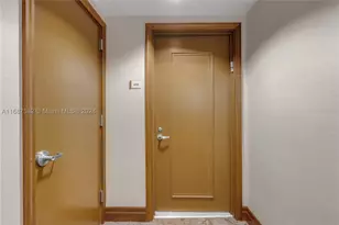 1060 Brickell, Miami, FL 33131 - Photo 15