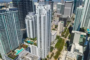 1060 Brickell, Miami, FL 33131 - Photo 23