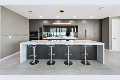 851 NE 1st #PH 5112, Miami, FL 33132 - Photo 11