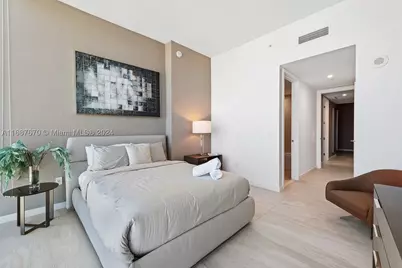 851 NE 1st #PH 5112, Miami, FL 33132 - Photo 45