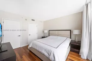 6801 Collins, Miami Beach, FL 33141 - Photo 13