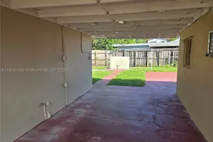 961 E 32nd, Hialeah, FL 33013 - Photo 21