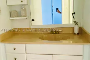 [Address not provided], Miami Beach, FL 33139 - Photo 13