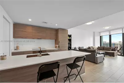 1300 S Miami #3704, Miami, FL 33130 - Photo 9