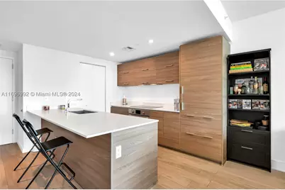 1300 S Miami #3704, Miami, FL 33130 - Photo 11