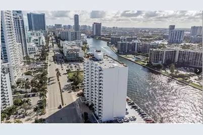 3000 S Ocean #1012, Hollywood, FL 33019 - Photo 1