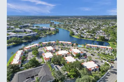 1104 N Hiatus #1104, Pembroke Pines, FL 33026 - Photo 21