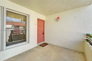 1104 N Hiatus, Pembroke Pines, FL 33026 - Photo 27