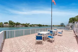 5700 Collins, Miami Beach, FL 33140 - Photo 25