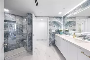 16445 Collins, Sunny Isles Beach, FL 33160 - Photo 19