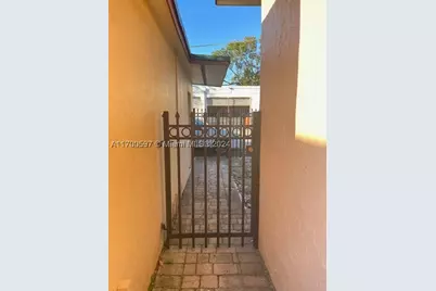 161 NW 35th, Miami, FL 33127 - Photo 31