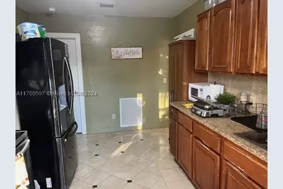 161 NW 35th, Miami, FL 33127 - Photo 9
