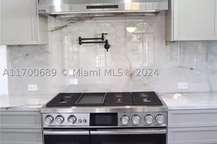 1345 Hollywood, Hollywood, FL 33019 - Photo 11