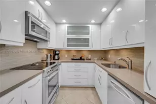20379 W Country Club, Aventura, FL 33180 - Photo 5