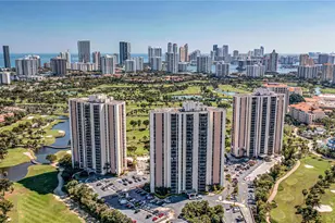20379 W Country Club, Aventura, FL 33180 - Photo 15