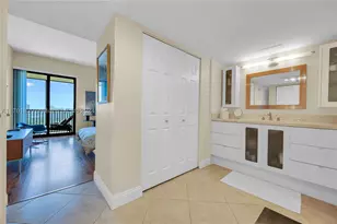 20379 W Country Club, Aventura, FL 33180 - Photo 9