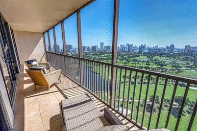 20379 W Country Club #PH-36, Aventura, FL 33180 - Photo 1