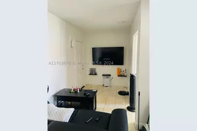 1526 Pennsylvania #14, Miami Beach, FL 33139 - Photo 3