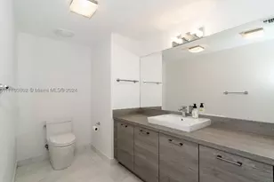 400 Sunny Isles, Sunny Isles Beach, FL 33160 - Photo 15