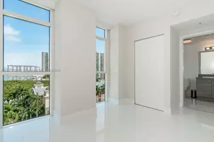 400 Sunny Isles, Sunny Isles Beach, FL 33160 - Photo 25