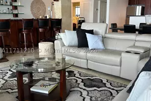 100 Lincoln, Miami Beach, FL 33139 - Photo 3