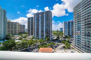 20515 E Country Club, Aventura, FL 33180 - Photo 33