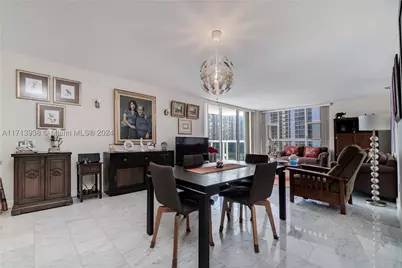 20515 E Country Club #1048, Aventura, FL 33180 - Photo 17