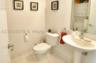888 Biscayne, Miami, FL 33132 - Photo 11