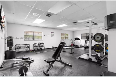 6700 Cypress #512, Plantation, FL 33317 - Photo 17