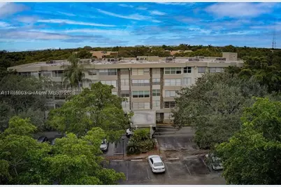 6700 Cypress #512, Plantation, FL 33317 - Photo 15