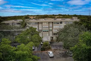 6700 Cypress, Plantation, FL 33317 - Photo 15
