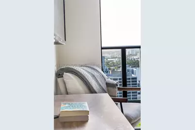 601 NE 1 #3604, Miami, FL 33132 - Photo 11