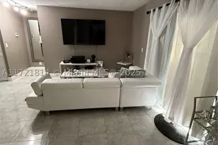 8710 SW 3rd, Pembroke Pines, FL 33025 - Photo 13