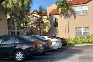 8710 SW 3rd, Pembroke Pines, FL 33025 - Photo 7