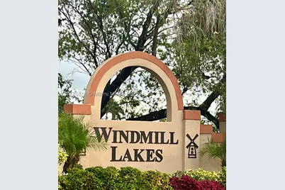 8710 SW 3rd #104, Pembroke Pines, FL 33025 - Photo 1