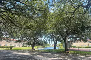 8710 SW 3rd, Pembroke Pines, FL 33025 - Photo 45