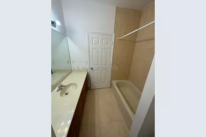2589 NE 4th #205, Homestead, FL 33033 - Photo 7