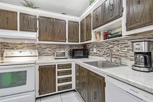 4000 NW 44th, Lauderdale Lakes, FL 33319 - Photo 5