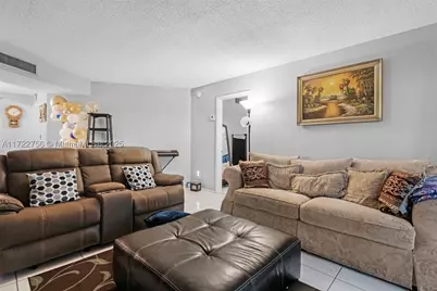 4000 NW 44th #205, Lauderdale Lakes, FL 33319 - Photo 9