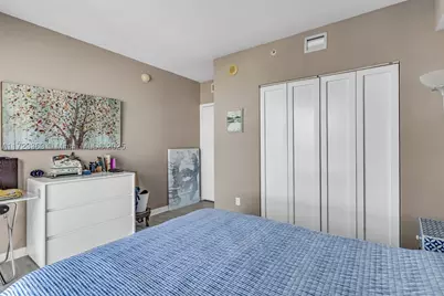 325 S Biscayne #3726, Miami, FL 33131 - Photo 15