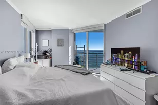 325 S Biscayne, Miami, FL 33131 - Photo 19