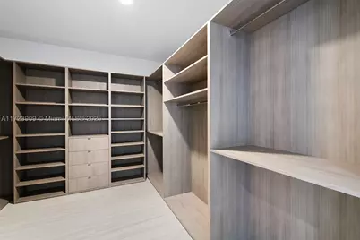 851 NE 1st #PH 5411, Miami, FL 33132 - Photo 17