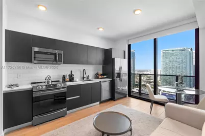 398 NE 5th #3207, Miami, FL 33132 - Photo 5