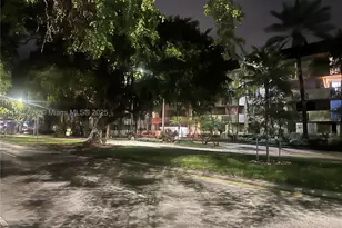 1805 Sans Souci, North Miami, FL 33181 - Photo 13