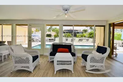 12 Isla Bahia, Fort Lauderdale, FL 33316 - Photo 17